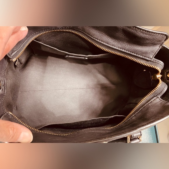 Coach Mini Blake Carryall Bag - Picture 9 of 17